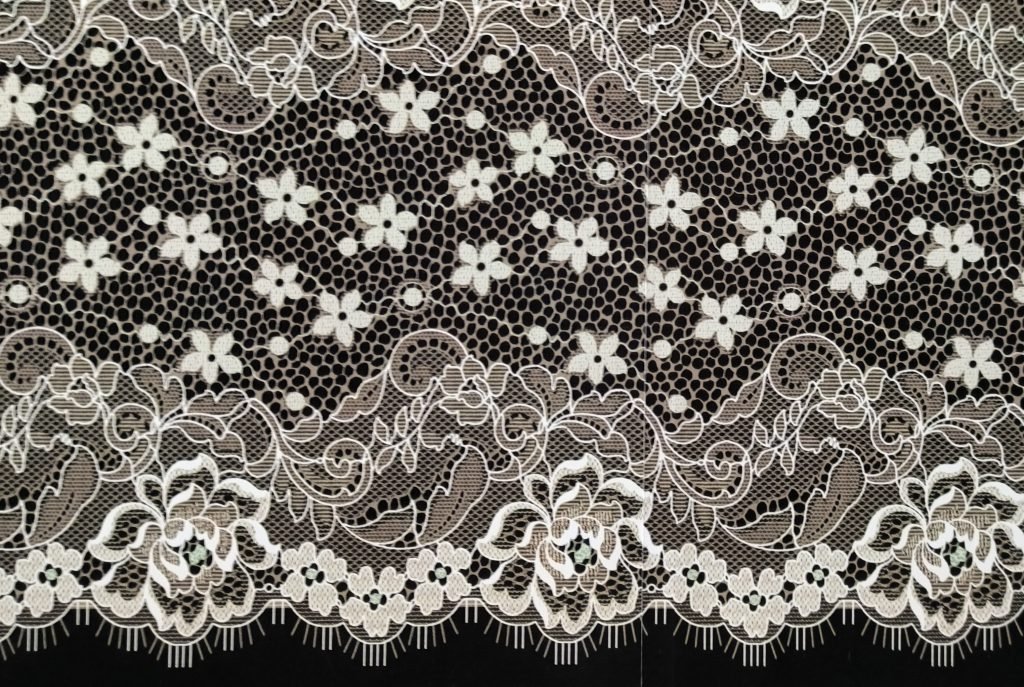 fashion polyester floral embroidery african lace fabric eyelash lace trim fabric for clothing diy