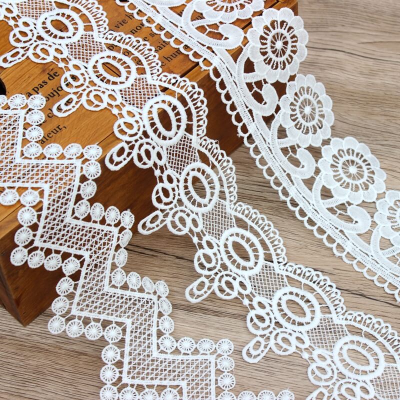 milk silk lace trim